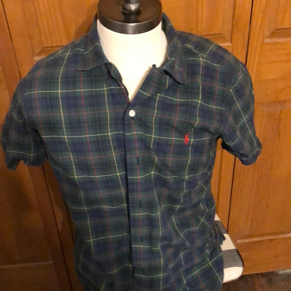 Men’s Polo light flannel.   Short sleeve